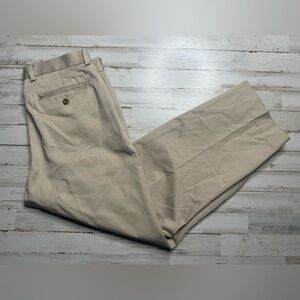 L.L. Bean Pants Mens 32x28 Khaki Comfort Pleated Chino Straight Trousers